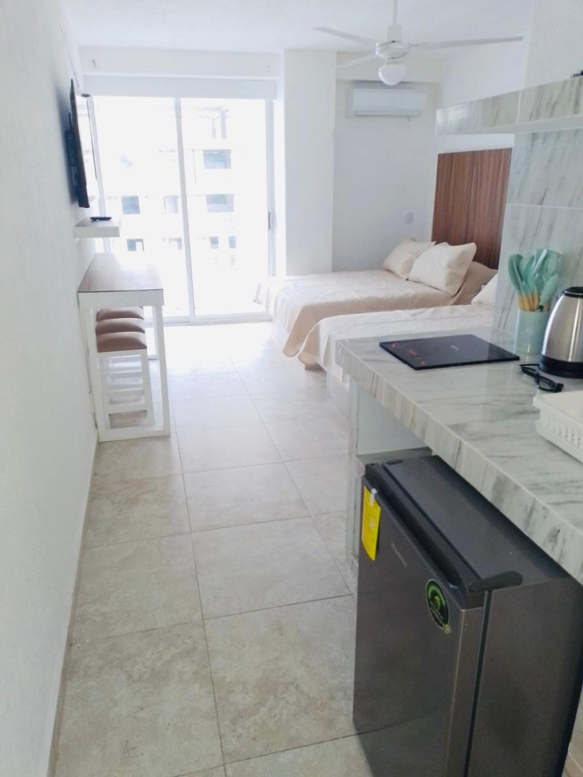 Acapulco Hotel Y Suites Mediterrane エクステリア 写真